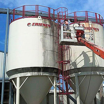 Need Heavy Equipment Washed